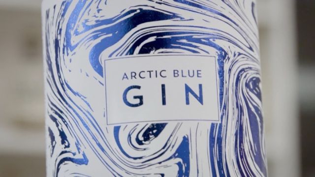 @arcticbluebeverages is designed to "capture arctic nature in bottle". 

They've achieved this beautifully with the addition of spruce, pine, arctic blueberries and pure arctic water. By non-chill filtering their gins, all of the natural aromas from the wild botanicals are preserved.

Curious? Link in bio to find out more. 

@omar_caimi 
@laratosatto 
@tatywanderlust_ 

#bbbdrinks #boutiquebarbrands #Inquistivedrinks #drinksdistributors #drinks #gin #rum #vodka #tequila #drinksmarketing #drinksofinstagram #fmcg #fmcgmarketing #drinksinspiration #drinkstagram #cocktailtime #cocktailrecipe #alcohol #audemusspirits #44ngin #vitavodka #cabalrum #tidalrum #arcticblue