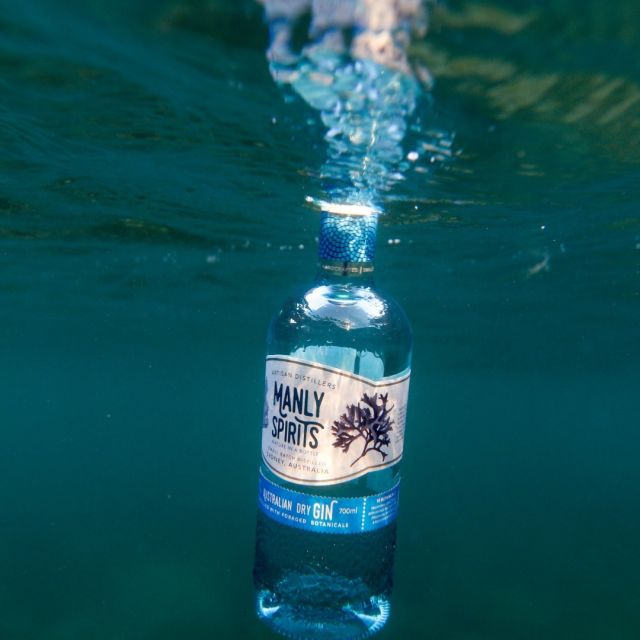 After work; hit the gin! ⁠
⁠
It's almost the weekend and we're ready for it, are you?⁠
⁠
⁠
#ManlySpirits #ManlySpiritsFamily #manlybeach #australiangin #australianmade #gin